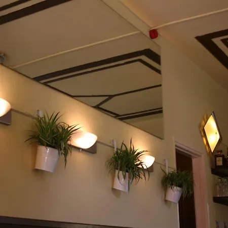 Hotel Breeburg 3*