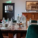 Hotel Breeburg 3*