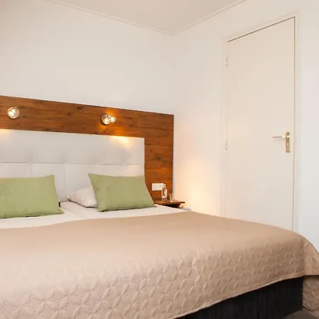 Breeburg 3* Bergen